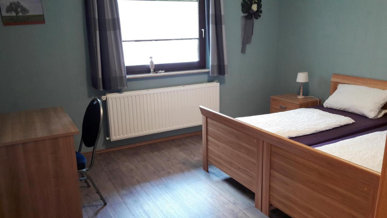 Ferienwohnung Roeben ซิมเมอร์อาท ภายนอก รูปภาพ