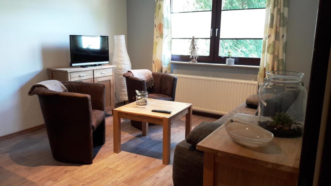 Ferienwohnung Roeben ซิมเมอร์อาท ภายนอก รูปภาพ